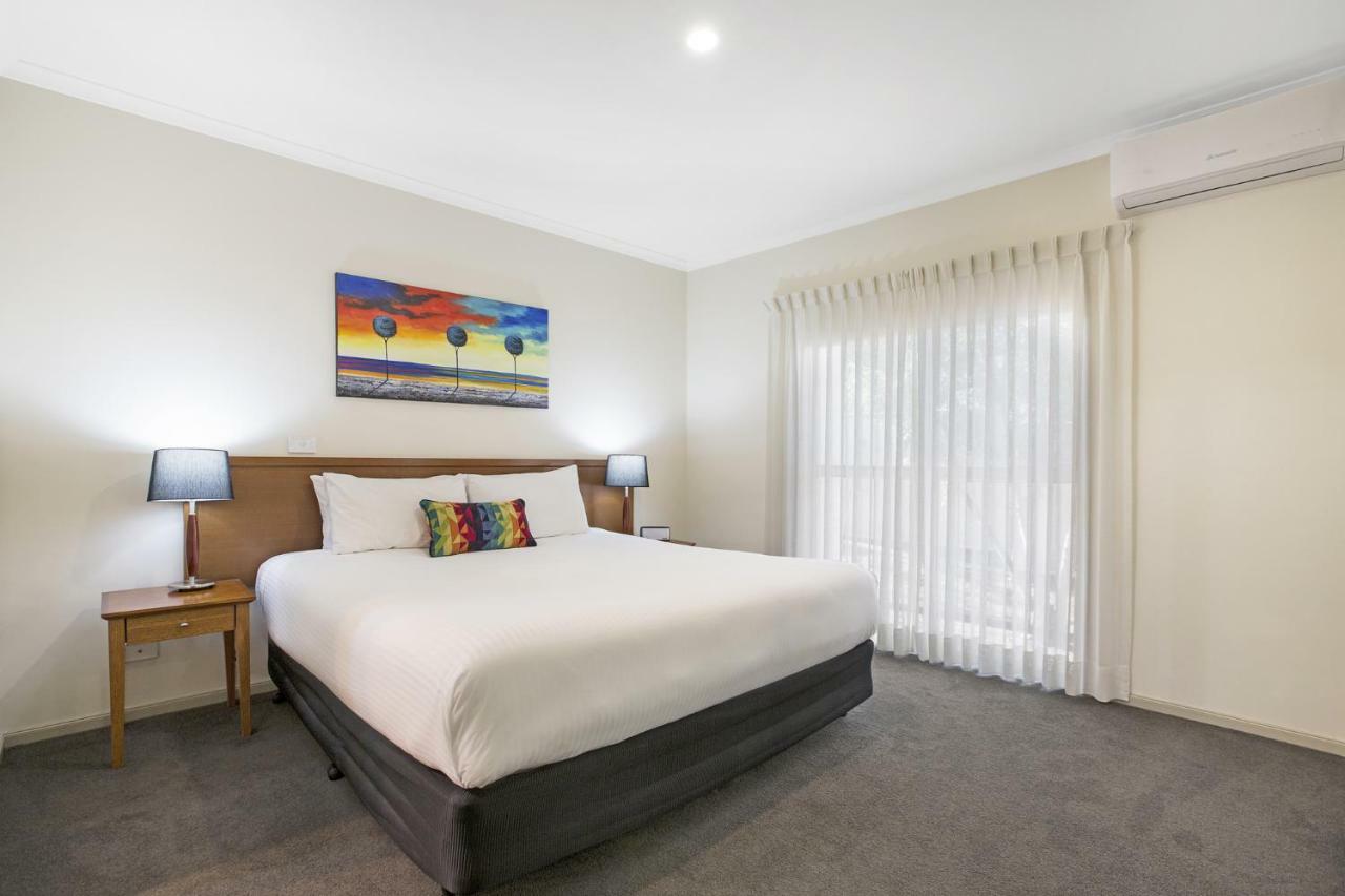 Quest Tamworth Aparthotel ภายนอก รูปภาพ