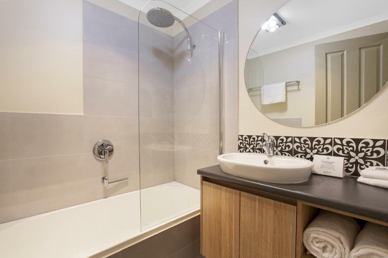 Quest Tamworth Aparthotel ภายนอก รูปภาพ