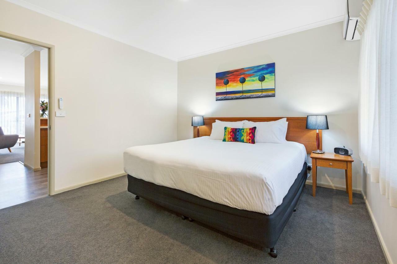 Quest Tamworth Aparthotel ภายนอก รูปภาพ